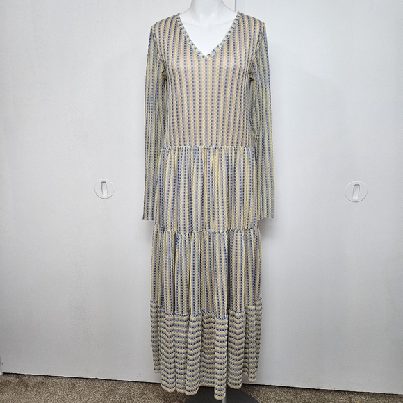 Rich & Royal Dress Mesh Dress - Picture 11 of 15